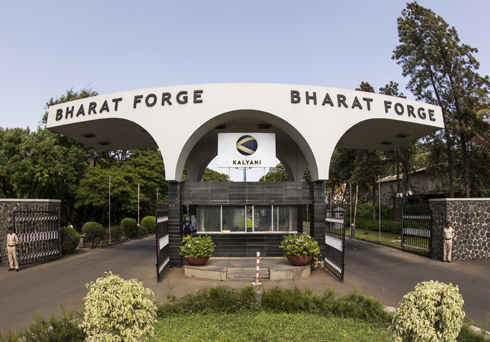 Bharat Forge Ltd साल दर साल 220 प्रतिशत से अधिक की बढ़ोतरी